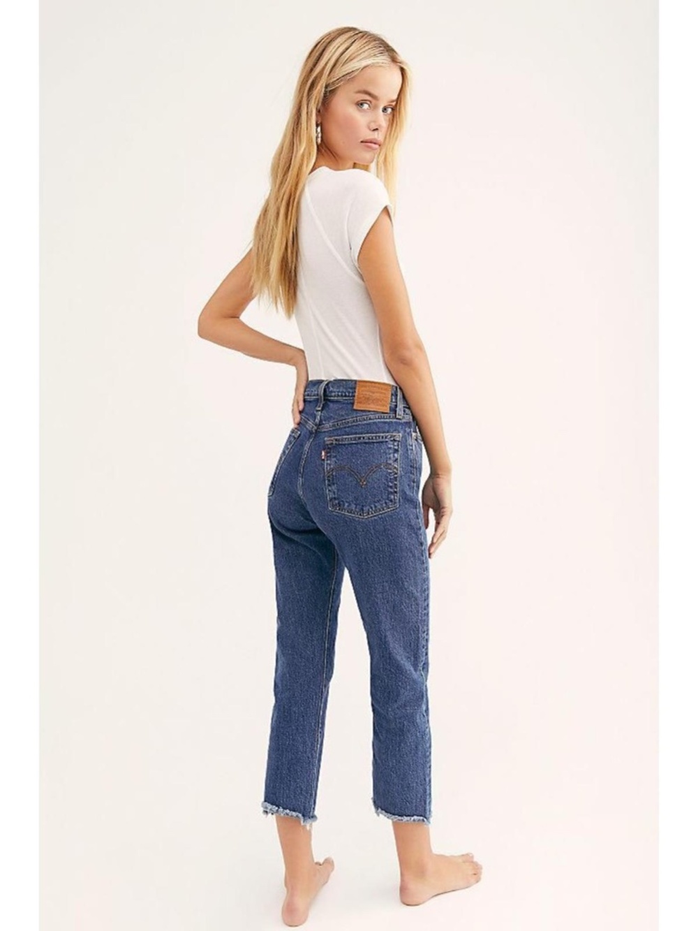 Levi's Wedgie Straight Ankle Jeans - Picture 3 of 11